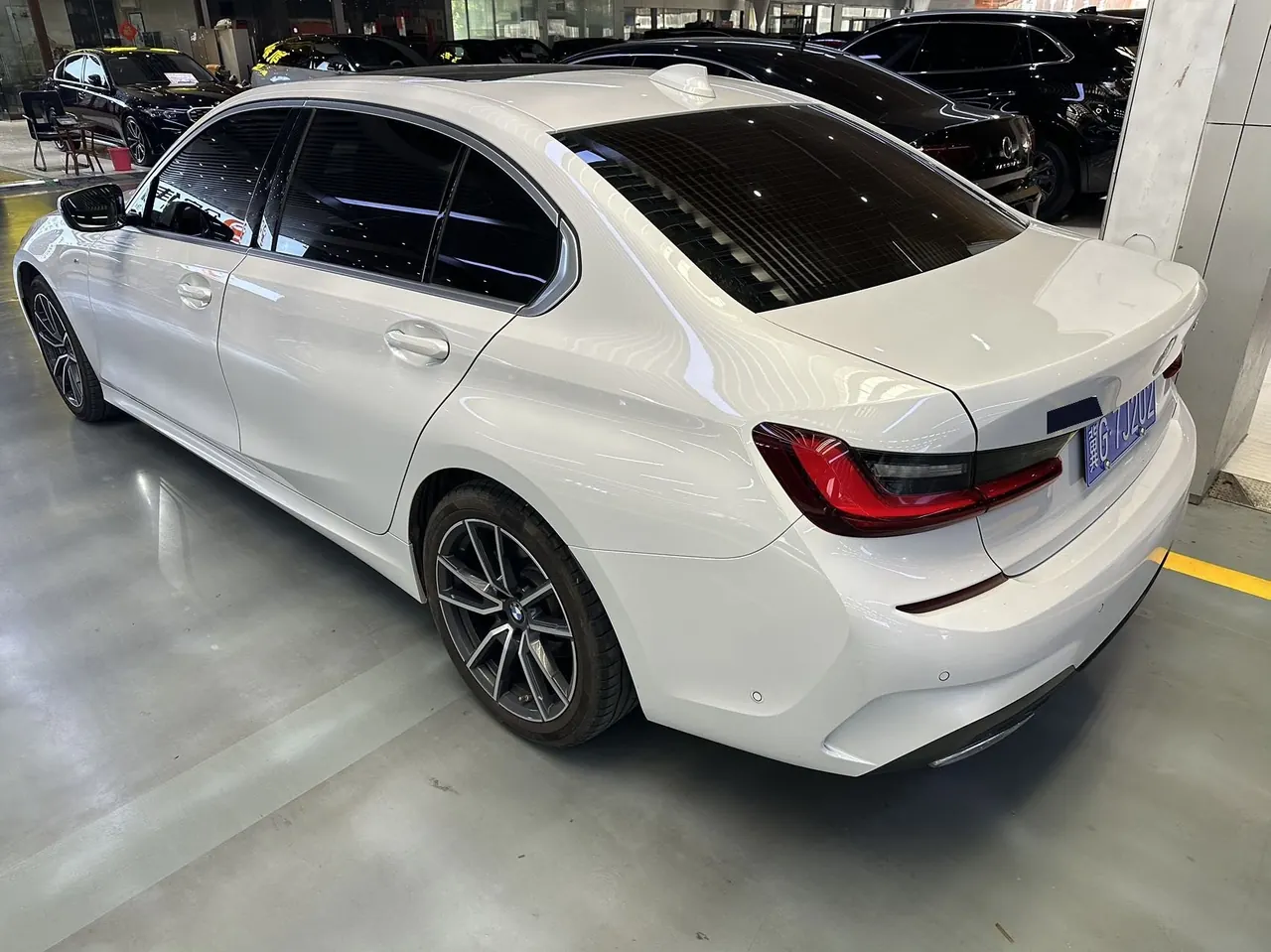 BMW 3 Series 2022 325Li 2.0T M Sports Suit (Modified) Automatic Gear 4