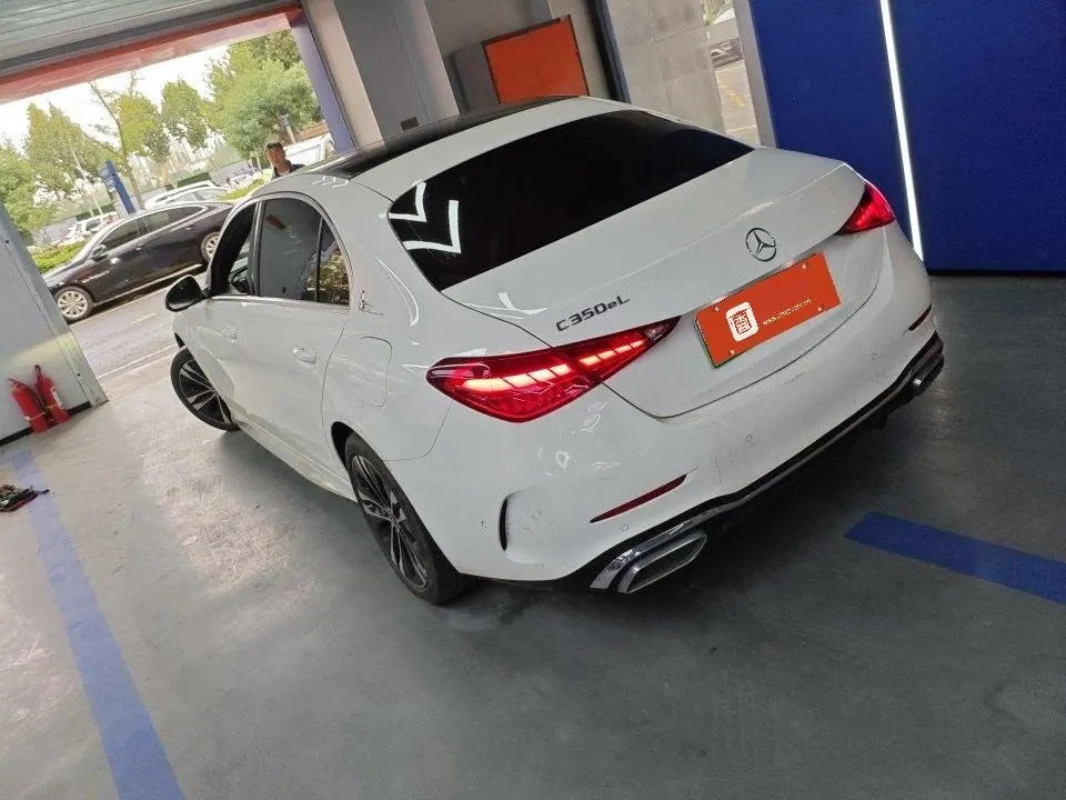 Mercedes Benz Class C 2024 C 350 e L 2.0T (changed) automatic gear 4