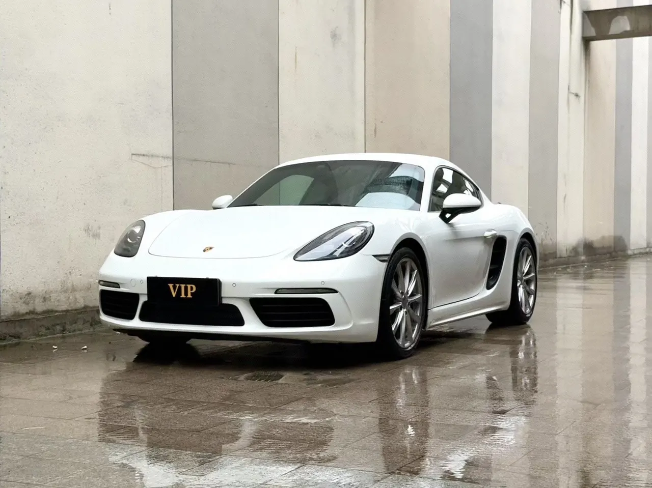 Porsche 718 (Imported) 2020 718 Carman 2.0T Automatic - View 1