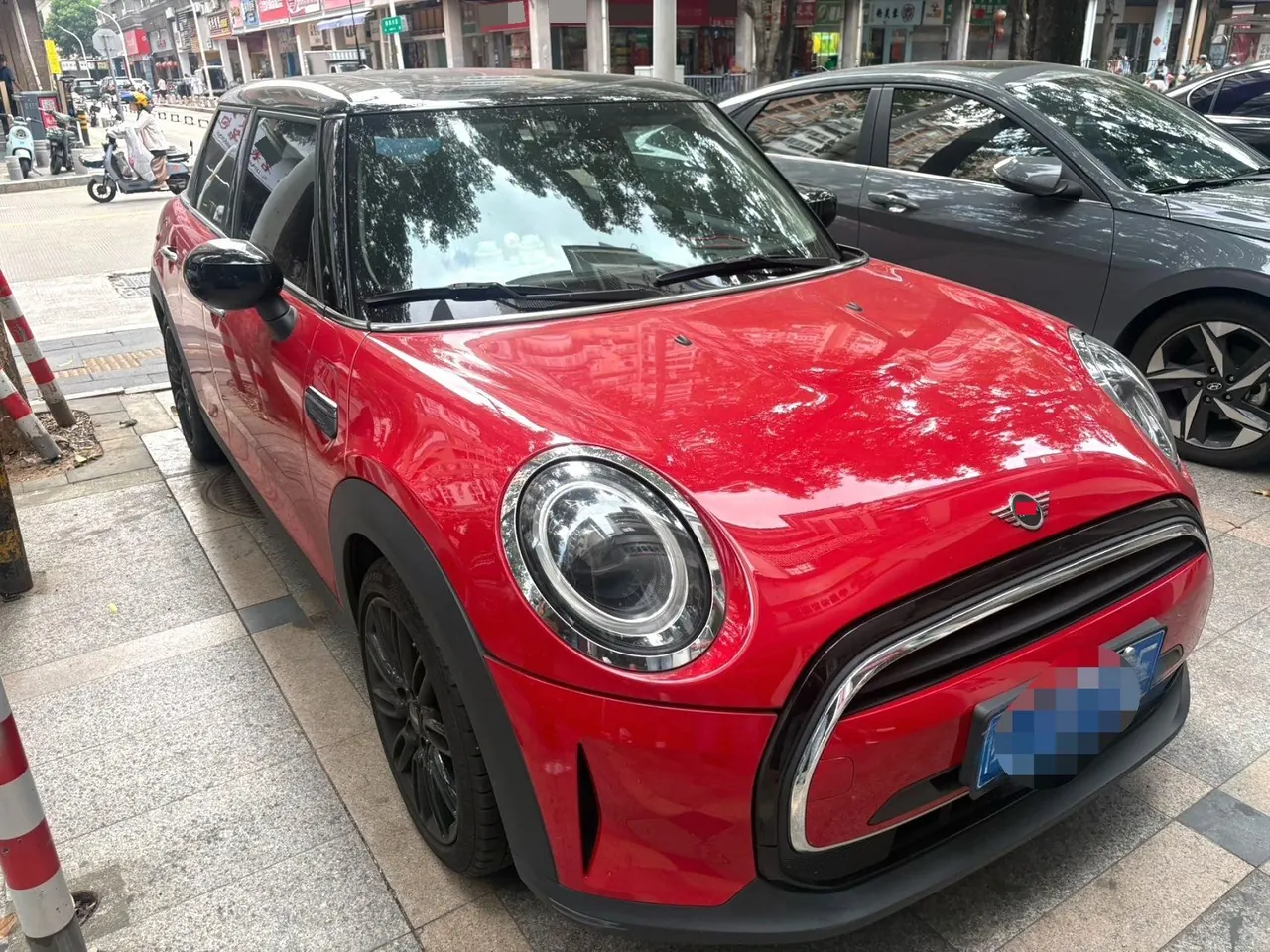 MINI Mini 5-Door (Imported) 2022 Mini Cooper 1.5T The Coopers Commemorative Edition Automatic Gear 2