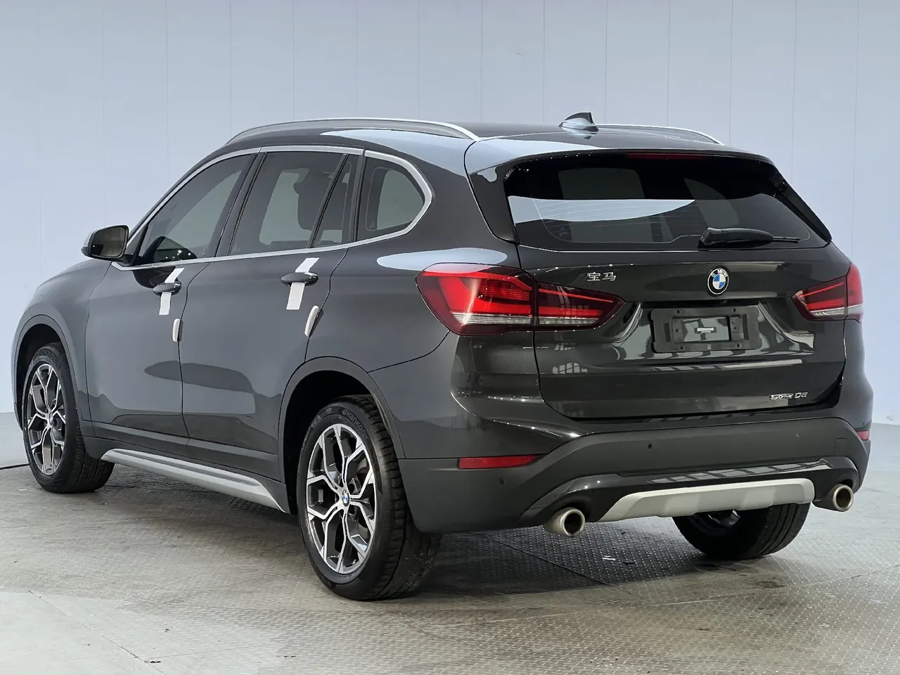 BMW 2022 X1 sDrive20Li 1.5T exclusive automatic gear 7
