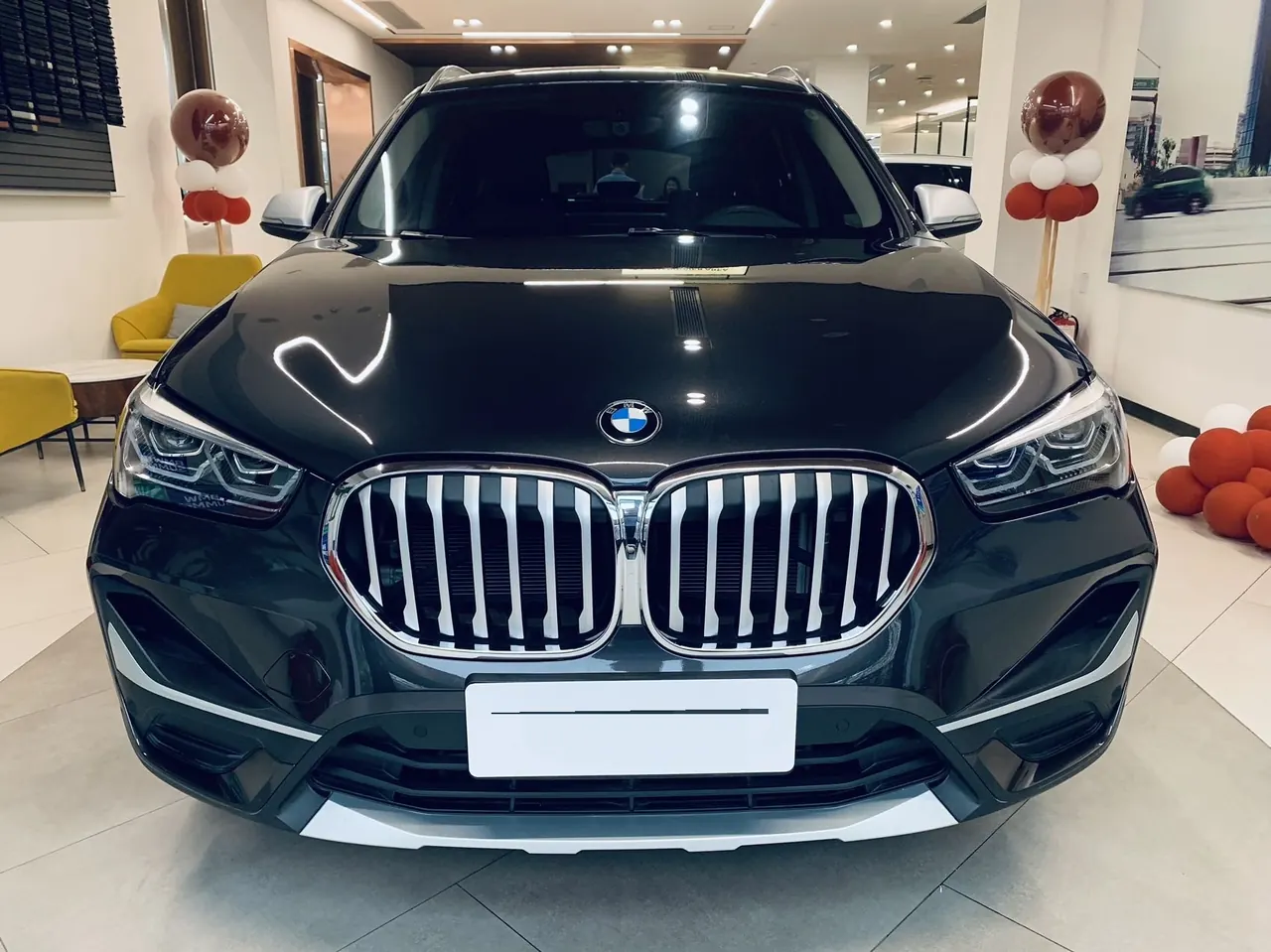 BMW 2022 X1 xDrive25Li 2.0T exclusive automatic gear 4