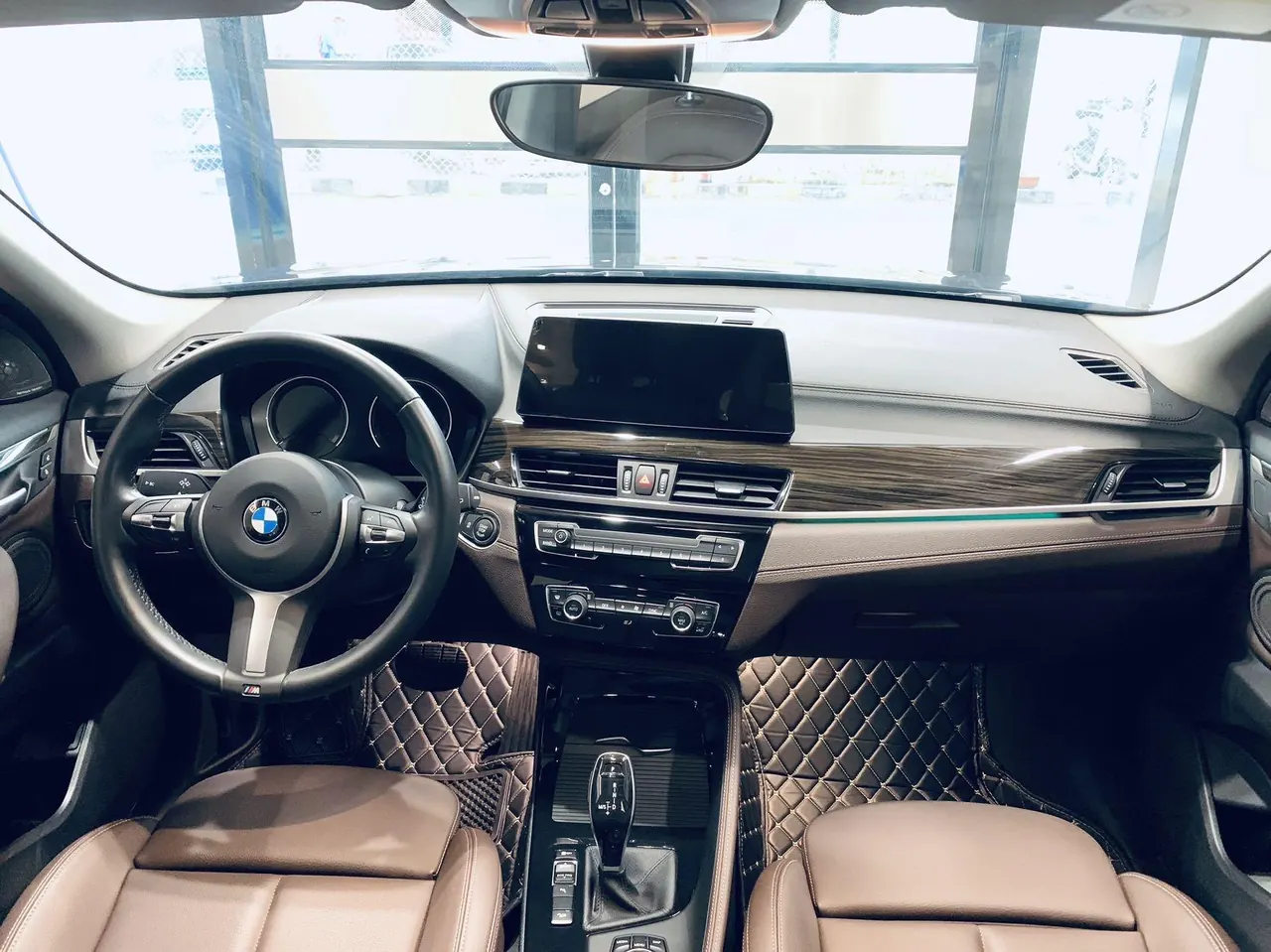 BMW 2022 X1 xDrive25Li 2.0T exclusive automatic gear 8
