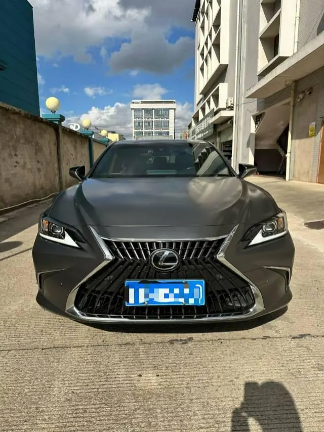 Lexus ES (Imported) 2020 ES200 2.0 Stepless Premium Edition Automatic Gear 2