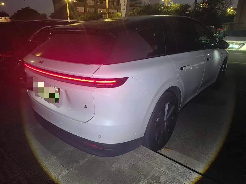 Li 2025 i6 four-wheel drive basic automatic transmission 5