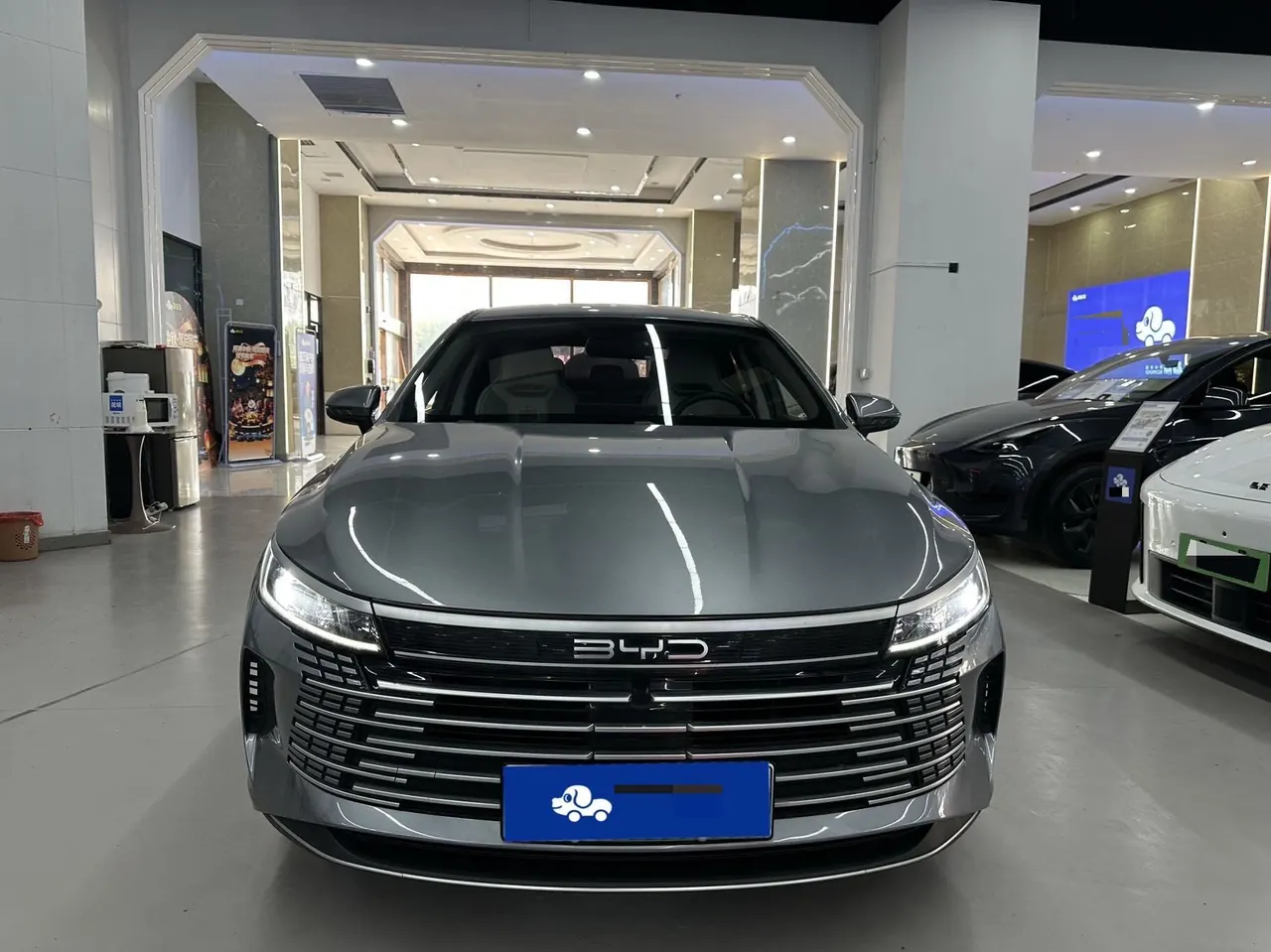 BYD 2024 destroyer 05 DM-i 1.5 stepless glory version 55KM luxury automatic gear 2
