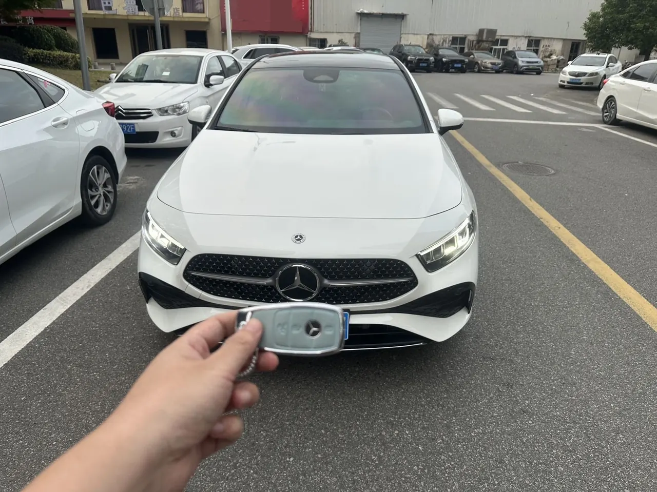Mercedes Benz Class A 2025 A 200 L 1.3T Fashion (Modified) Automatic Gear 2