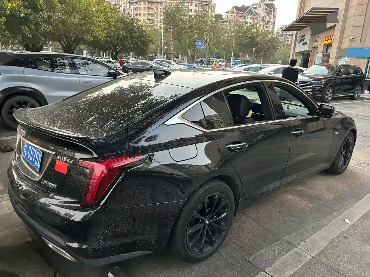 Cadillac 2022 CT5 2.0T 28T Luxury (Standard Edition) Automatic Gear 2