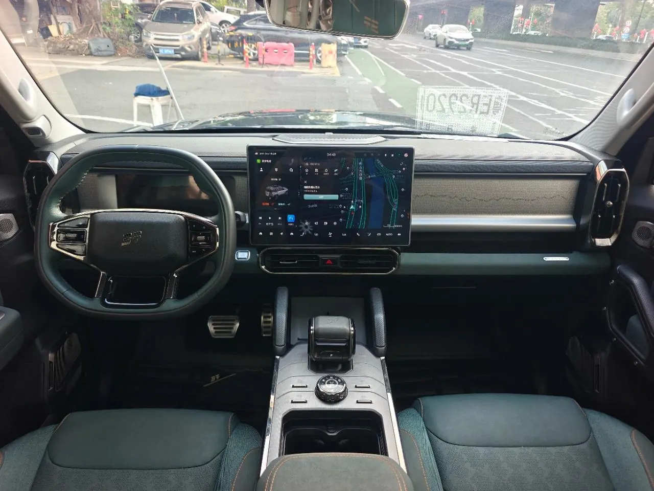 Jetour 2023 Traveler 2.0T Four-Wheel-Drive Cross-Country PRO Automatic 4