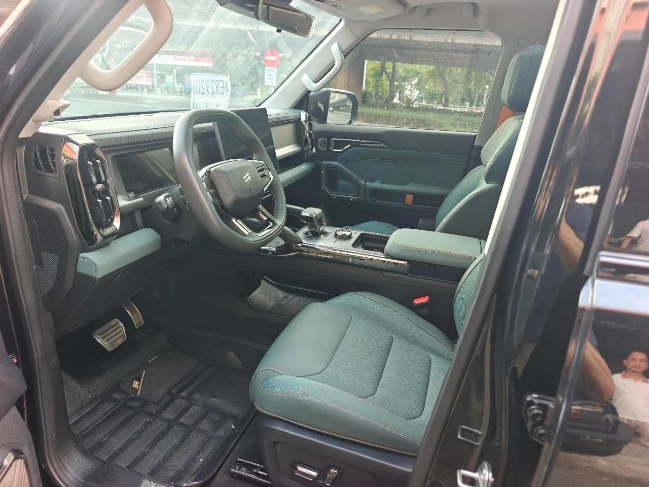 Jetour 2023 Traveler 2.0T Four-Wheel-Drive Cross-Country PRO Automatic 6