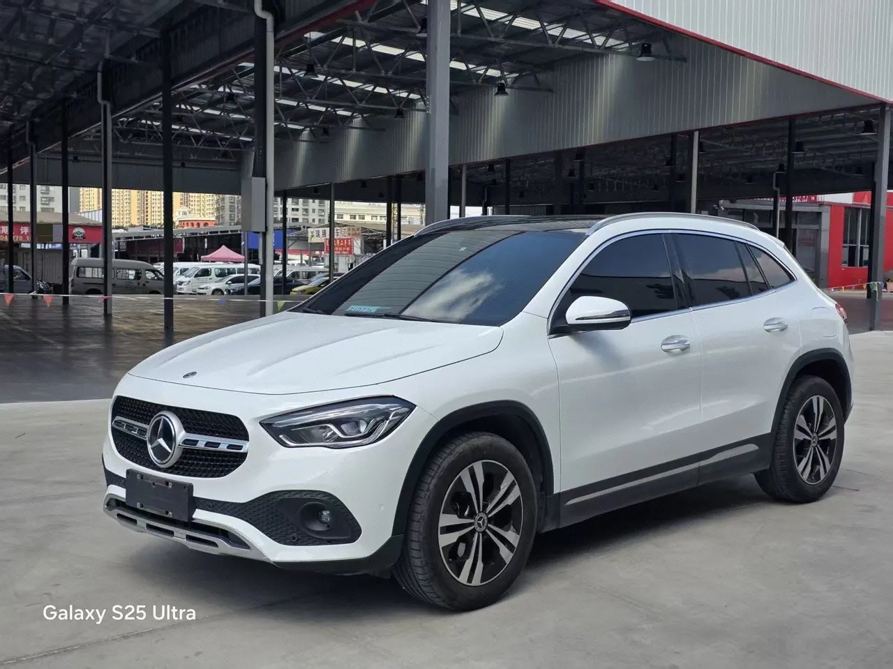 Mercedes Benz 2020 GLA 200 1.3T automatic gear - View 1