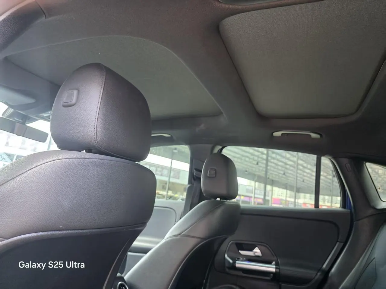 Mercedes Benz 2020 GLA 200 1.3T automatic gear 6