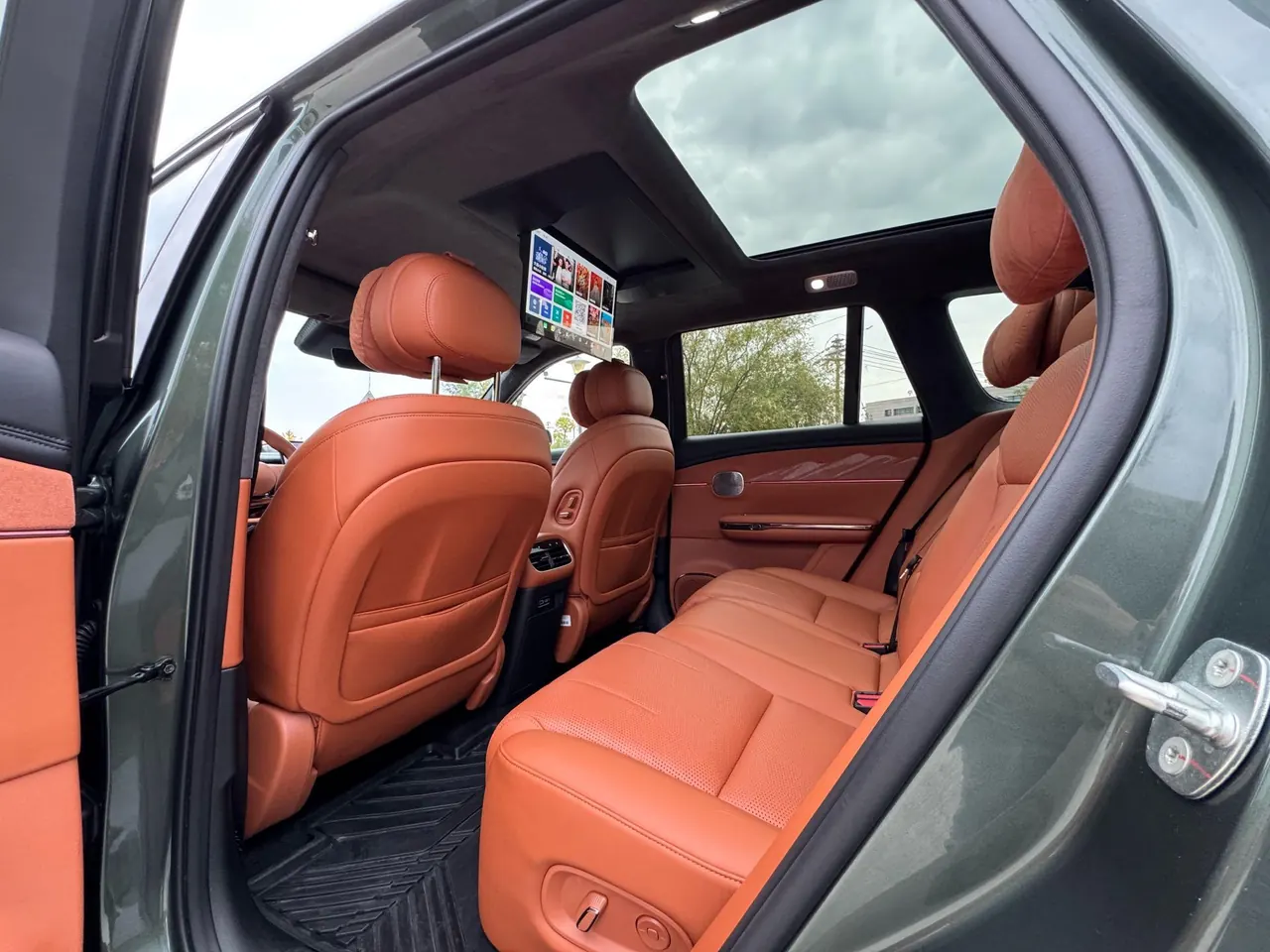 Chuanqi 2025 yearning for S7 1.5T 180km Ultra 4-wheel drive laser Radar version automatic gear 5