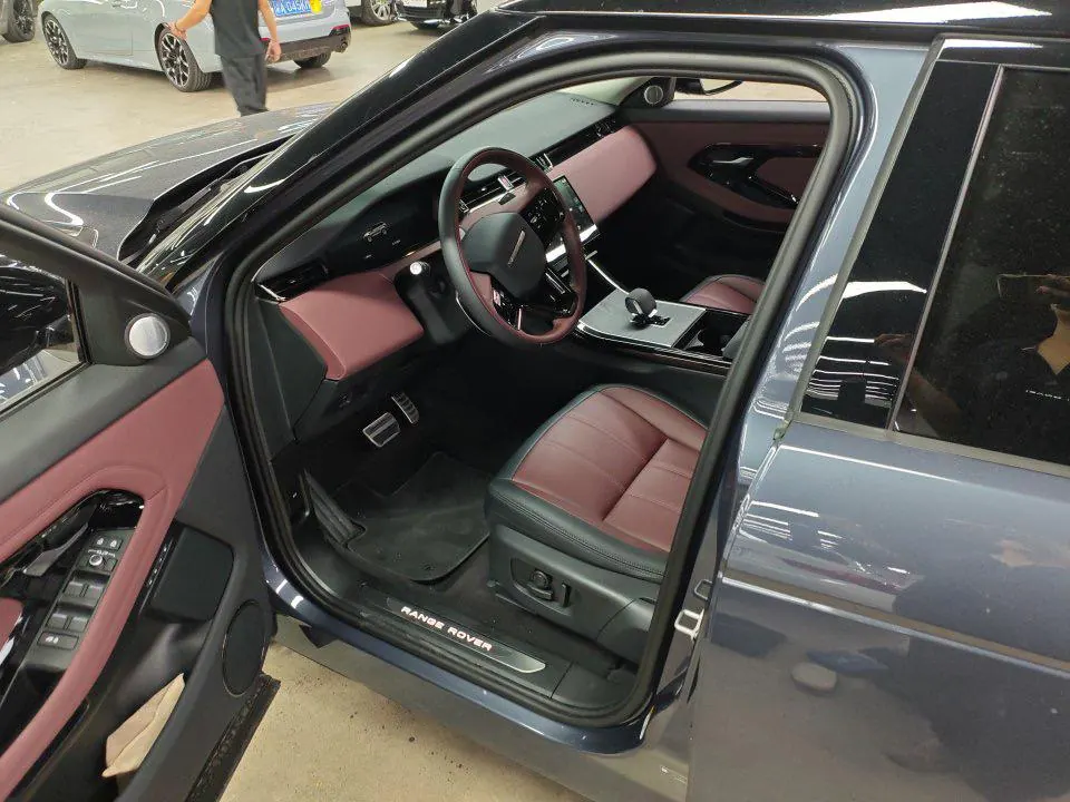Land Rover 2026 Range Rover Aurora L 48V 2.0T SE Automatic 5