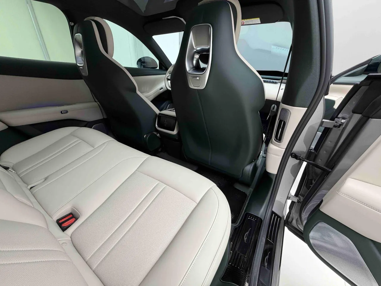 MI 2025 YU7 Long Endurance Rear Drive Automatic Gear 2