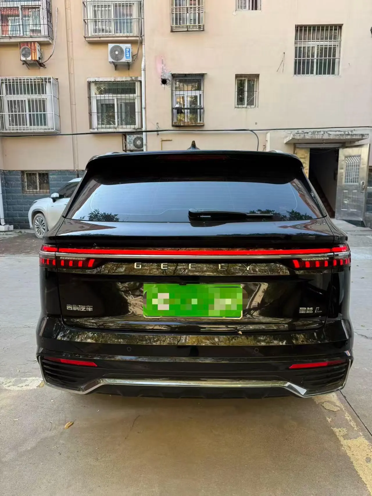 Geely 2024 XingyueL (Monjaro) 2.0TD EVO Two-Drive Long Wind Edition Automatic Gear 5