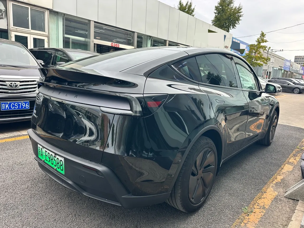 Tesla 2025 Model Y Rear Wheel Drive First Edition Automatic Transmission 12