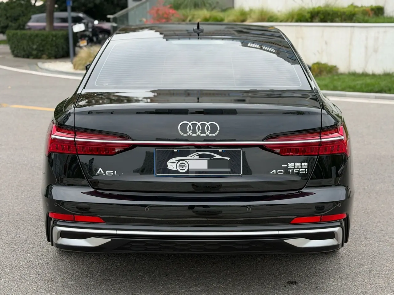 Audi 2023 A6L 2.0TFSI 40TFSI Deluxe Dynamic Automatic 3