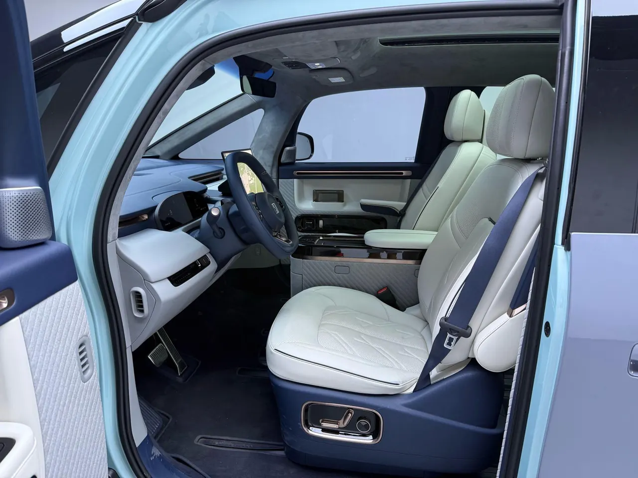 Zeekr 2025 Zeekr MIX Smart Driving Edition Automatic Transmission 5