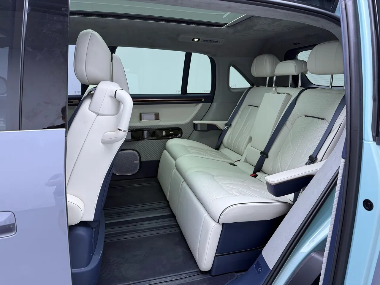 Zeekr 2025 Zeekr MIX Smart Driving Edition Automatic Transmission 7
