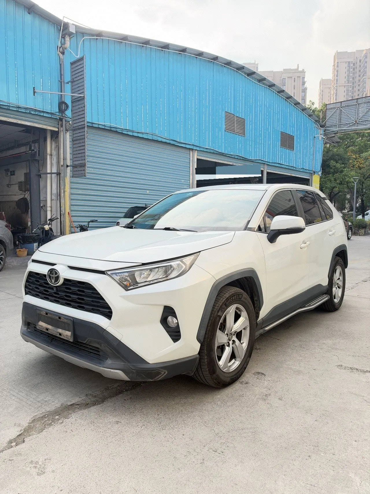 Open image lightbox: Toyota 2020 RAV4 Rongbo 2.0 Stepless Two-Drive Fashion Edition Automatic Gear