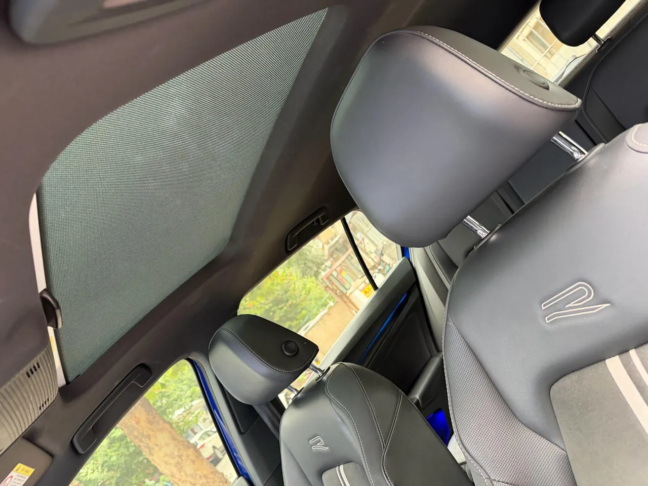 Volkswagen 2021 Golf 8 R-Line 1.4TSI 280TSI Automatic 3