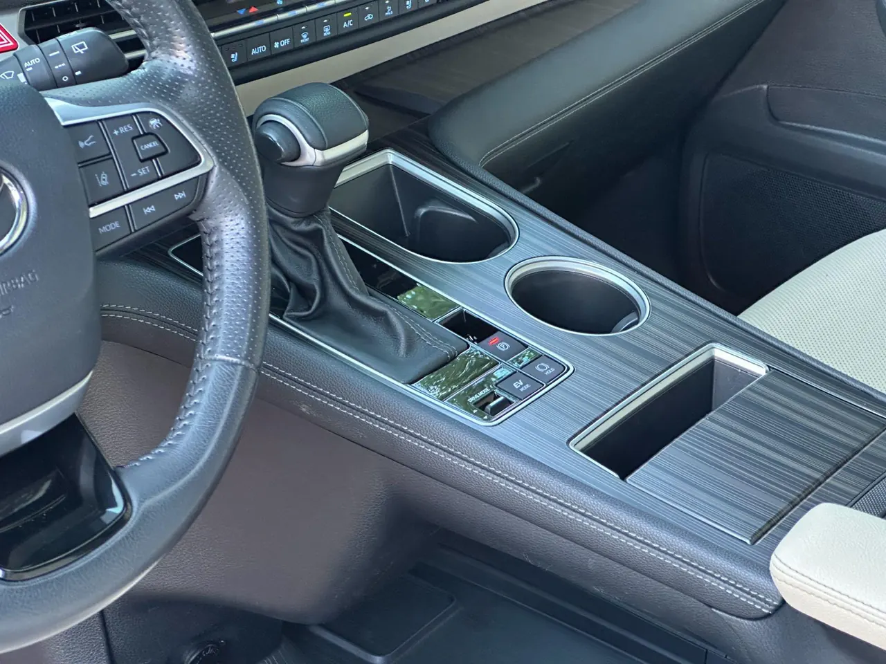 Toyota 2021 Sai 2.5 Stepless Premium Edition Automatic Gear 15