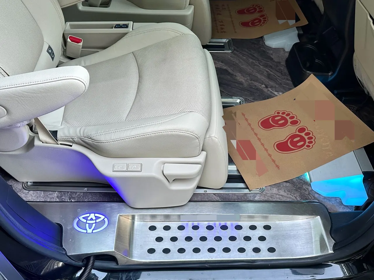 Toyota 2021 Sai 2.5 Stepless Premium Edition Automatic Gear 20