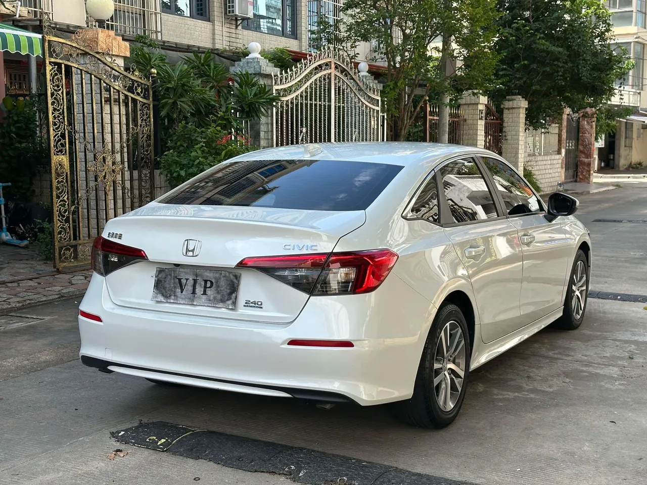Honda 2022 Civic 1.5T Stepless 240TURBO Dynamic Automatic Gear 4