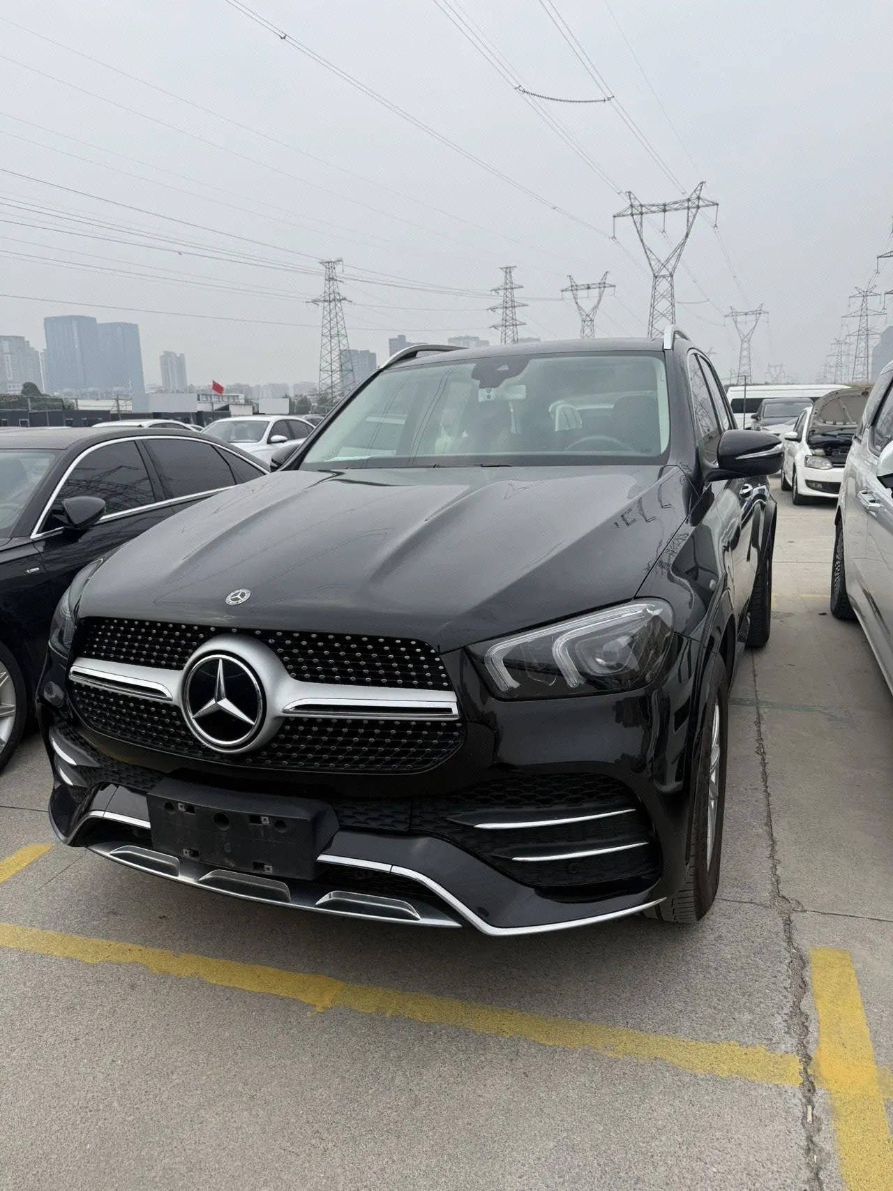 打开图片灯箱:Mercedes Benz GLE (Imported) 2020 GLE 350 4MATIC 2.0T Fashion (Modified) Automatic Gear