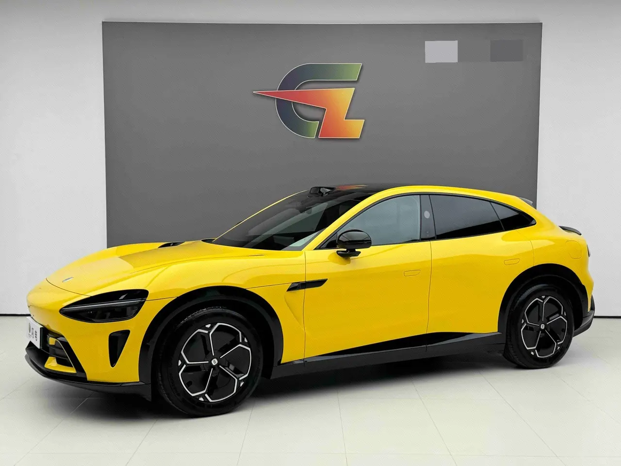 打开图片灯箱:MI 2025 YU7 Long Endurance Four-wheel Drive Pro Edition Automatic Gear