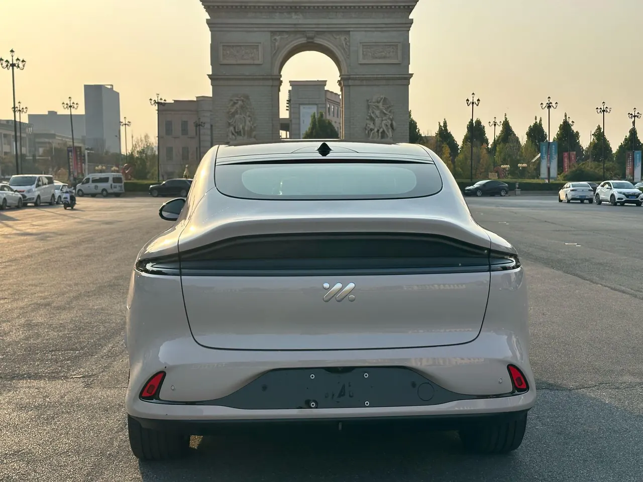IM 2023 IM LS6 Max Standard Edition Automatic Gear 11