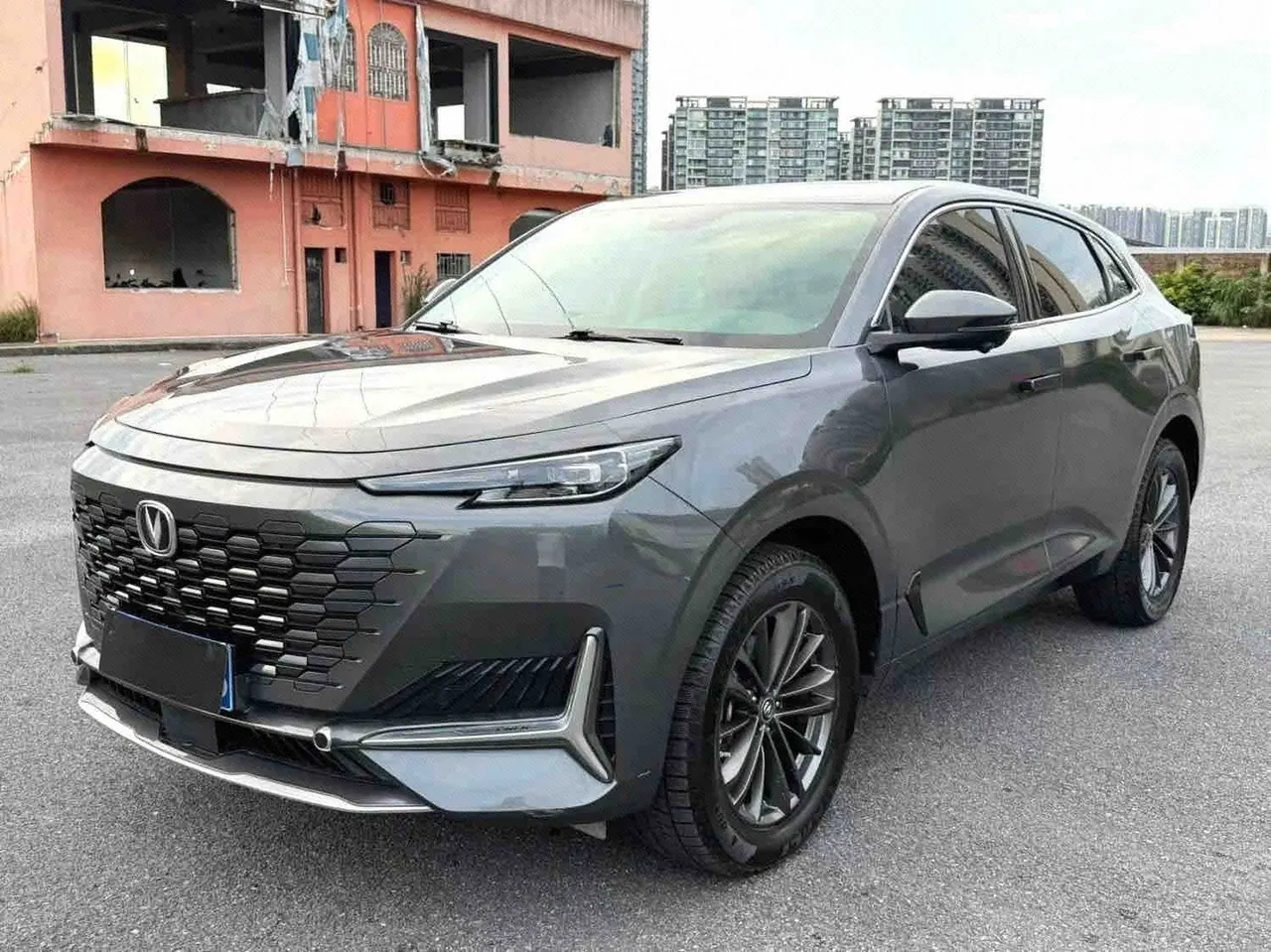 ChangAn 2021 UNI-K 2.0T Luxury Automatic - View 1