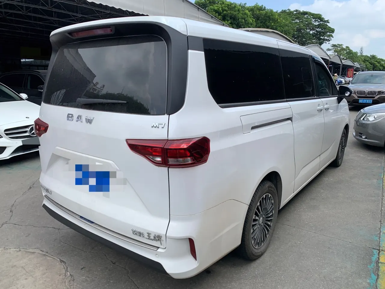 BAIC 2025 Ace M7 2.0 Long Axis Flagship 7-seat Automatic Gear 7