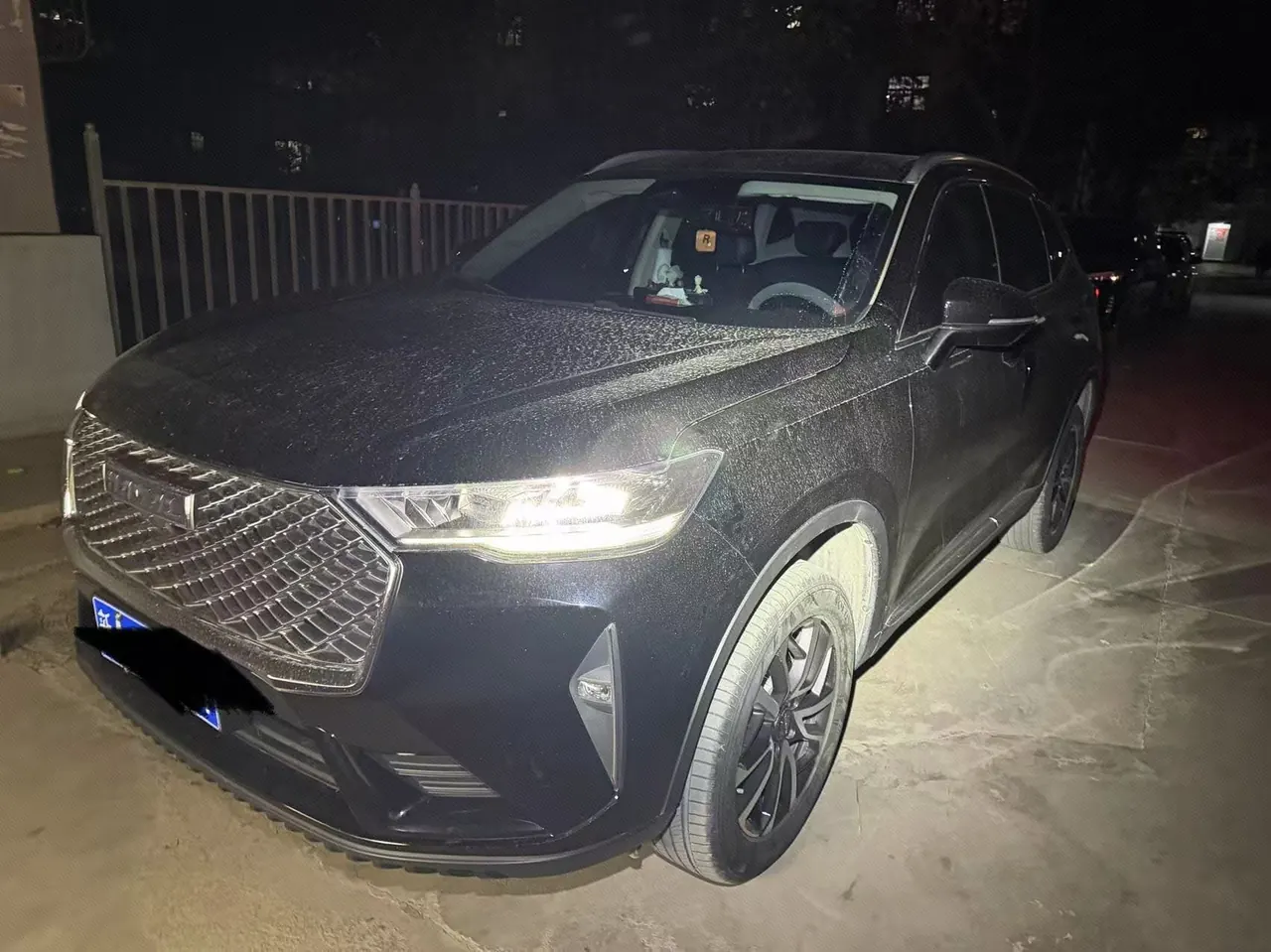Открыть галерею: Haval 2022 H6 1.5T Two-Drive Max Automatic