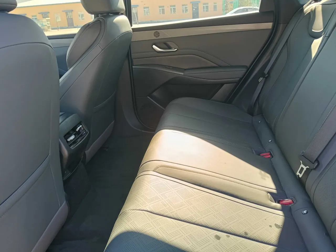 BYD 2025 Qin PLUS DM-i 1.5 stepless intelligent driving version 55KM leading automatic gear 8