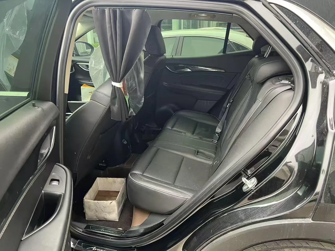 Buick 2022 Angkewei S 48V 2.0T 652T Two-Drive Luxury Automatic Gear 6