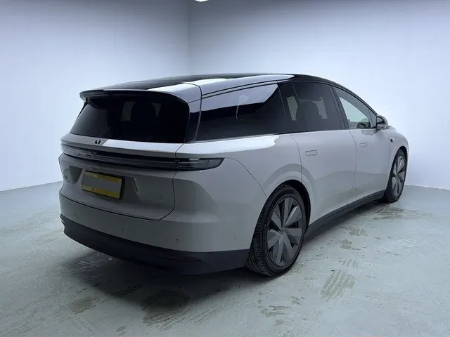 Li 2025 i8 Standard Edition Automatic Gear 10