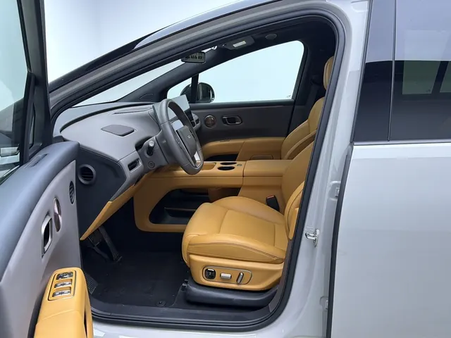Li 2025 i8 Standard Edition Automatic Gear 5