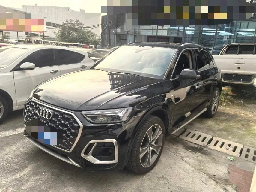 打开图片灯箱:Audi 2022 Q5L 2.0TFSI 45TFSI Deluxe Dynamic (Modified) Automatic Gear