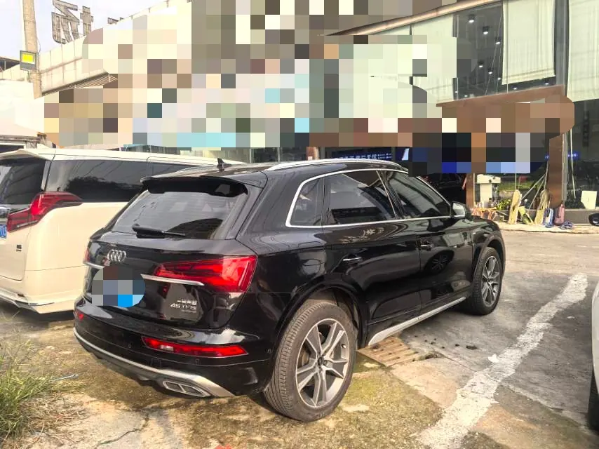 Audi 2022 Q5L 2.0TFSI 45TFSI Deluxe Dynamic (Modified) Automatic Gear 3