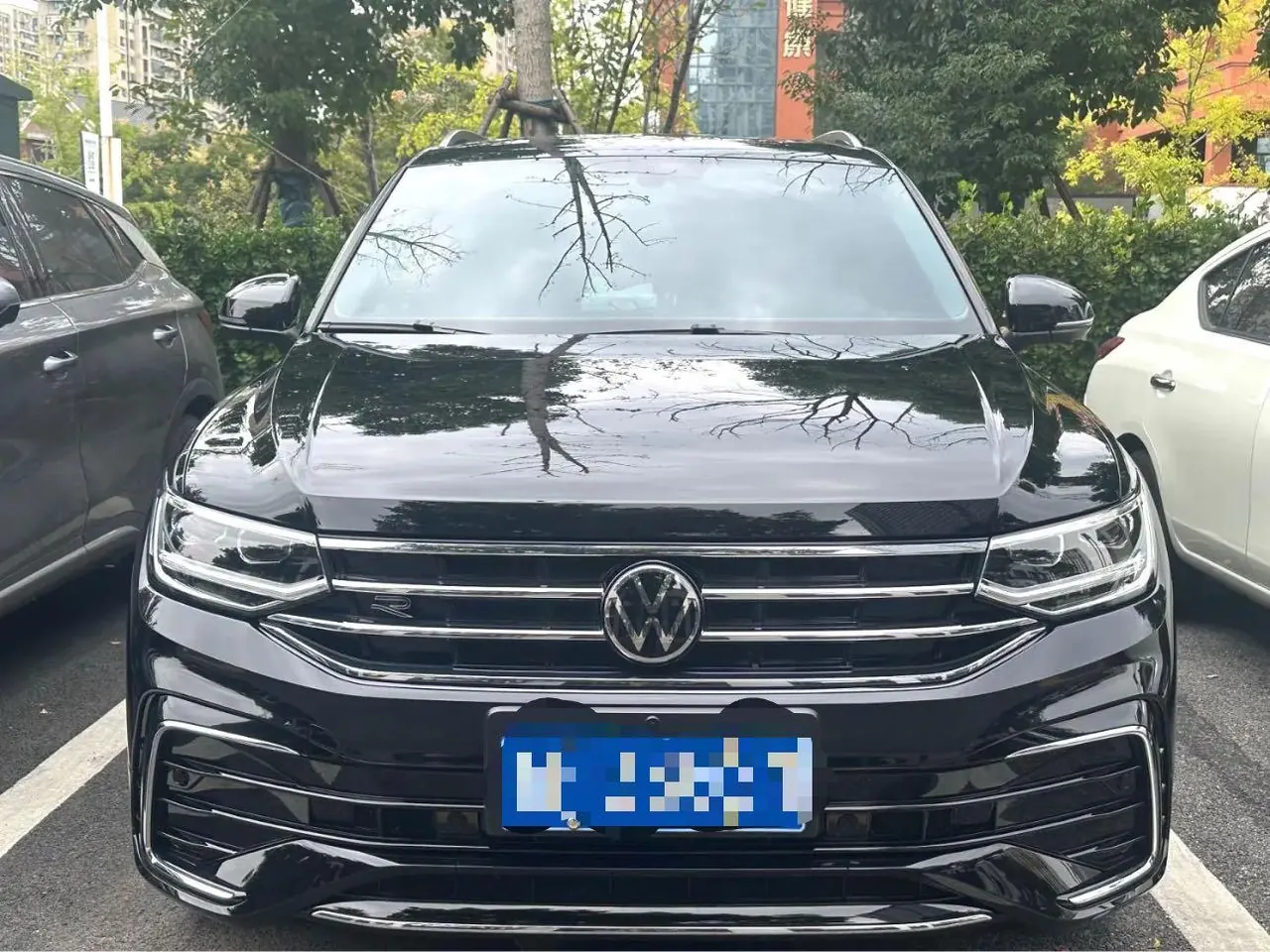 Volkswagen 2025 Tiguan L R-Line 2.0TSI 330TSI outstanding two-wheel drive R-Line Long Yao version automatic gear 2