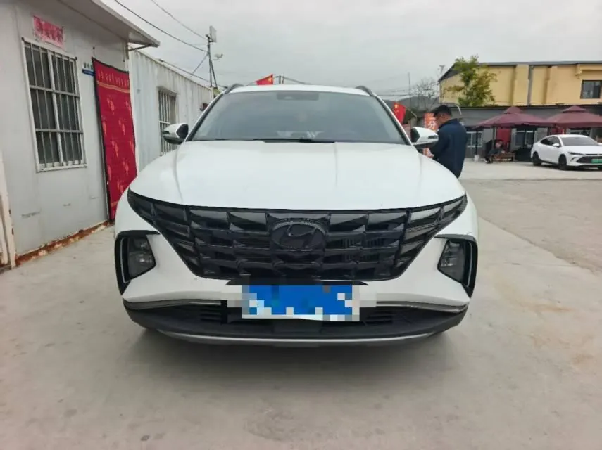 Hyundai 2023 Tousheng L 1.5T LUX Premium Edition Automatic Gear 2