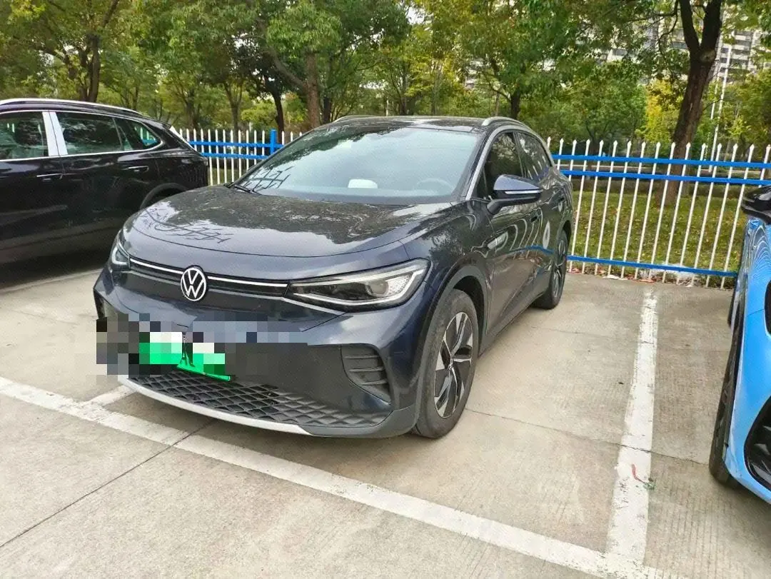 Open image lightbox: Volkswagen 2021 ID. 4 CROZZ Standard Endurance PURE Two-Drive Automatic Transmission