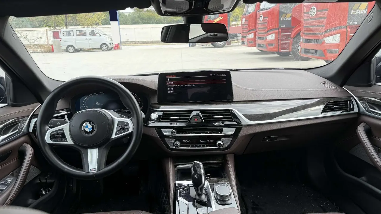 BMW 5 Series 2021 525Li 2.0T Luxury Suit Automatic Gear 9