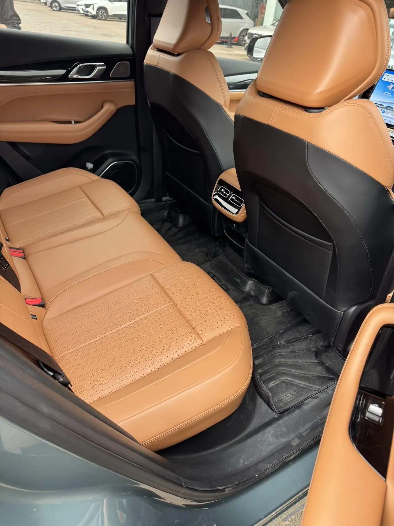Geely 2025 Boyue L 1.5TD Splendid Automatic Gear 9