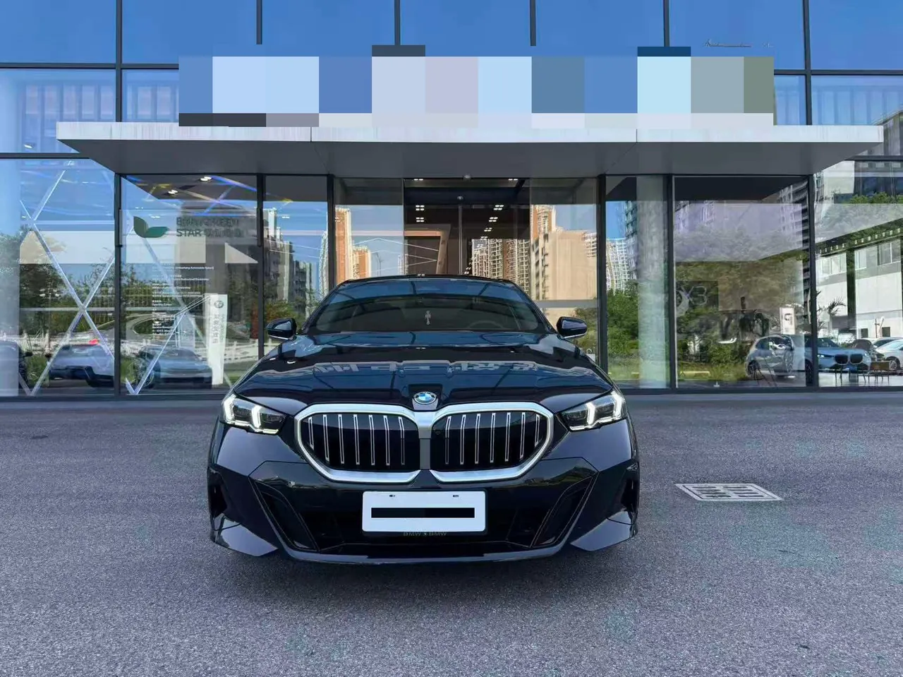 BMW 5 Series 2026 model 530Li 48V 2.0T Leading Edition M Sport Package Automatic 8