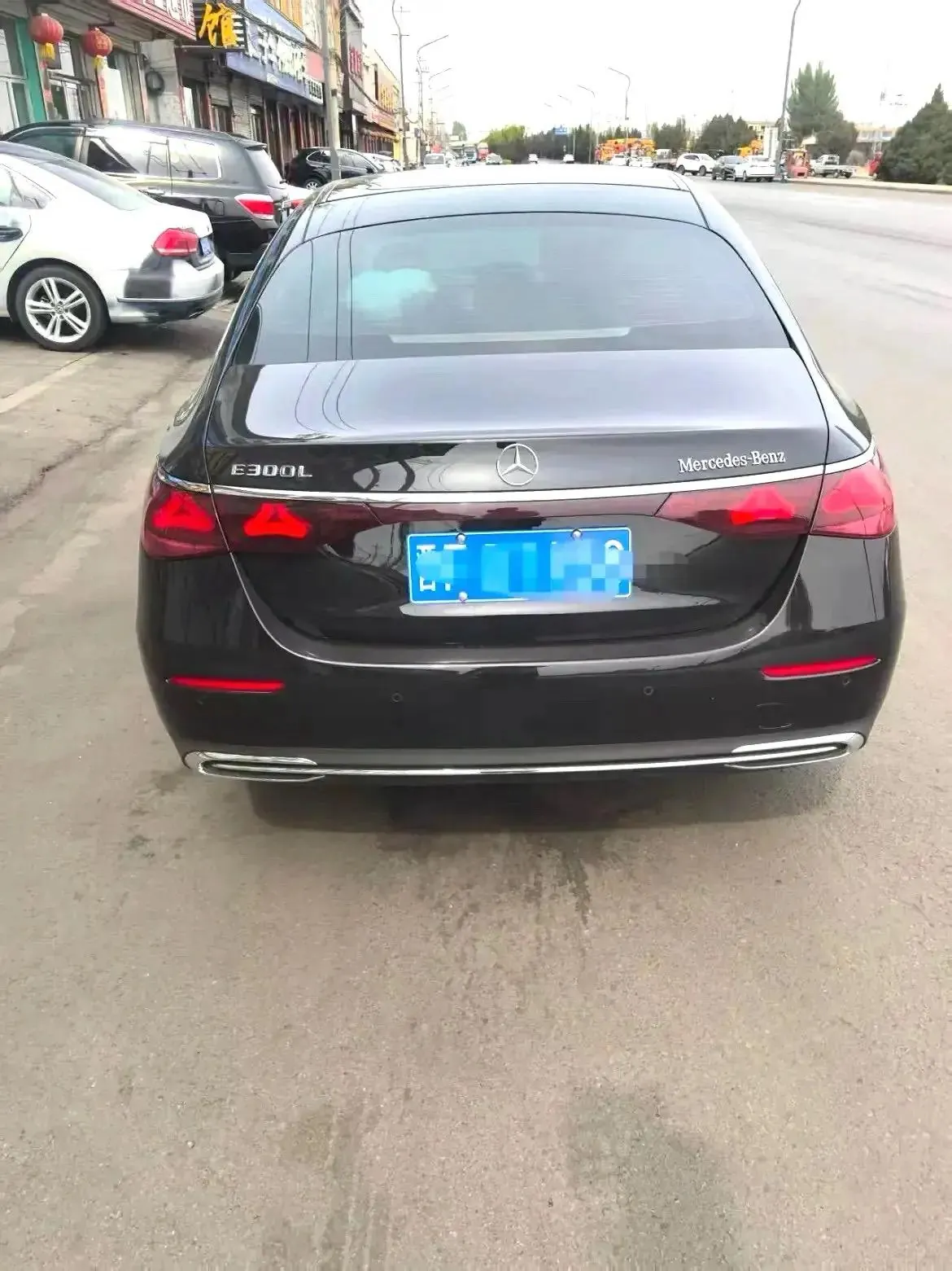 Mercedes Benz E-Class 2026 model E 300 L 48V 2.0T Luxury Edition Automatic 3