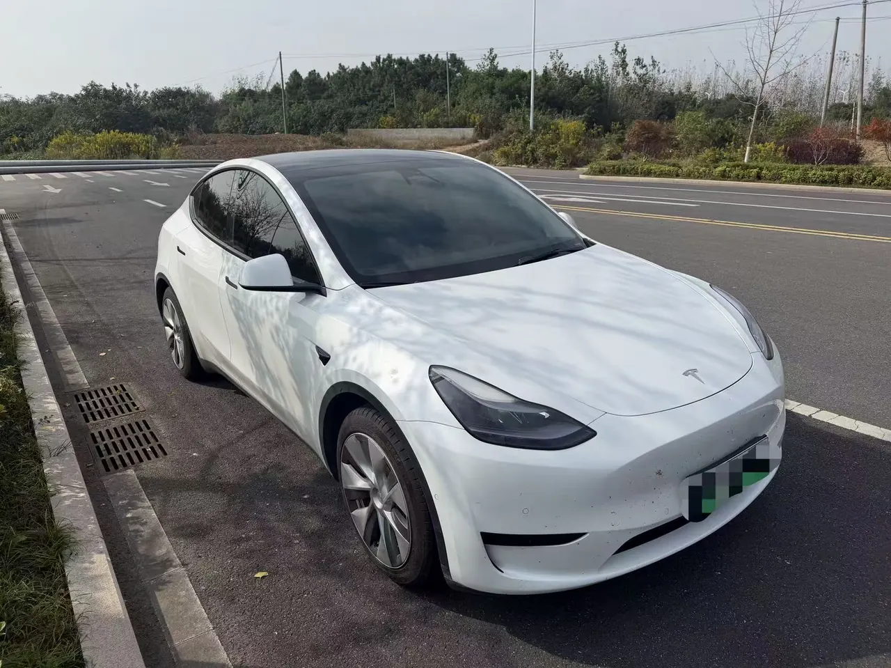 Tesla 2022 Model Y rear-wheel drive version (facelift) automatic gear 6