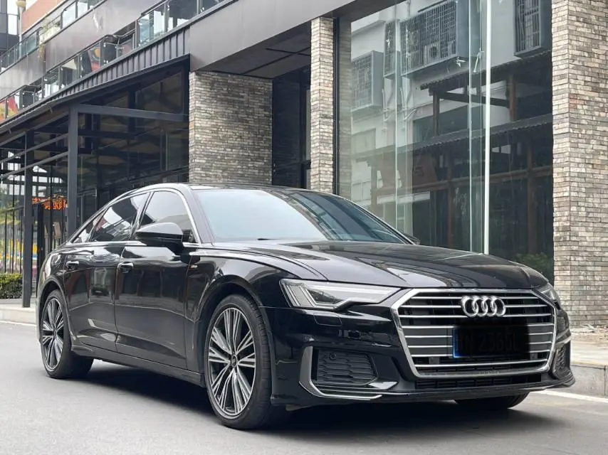 Audi 2022 A6L 2.0TFSI 40TFSI Deluxe Dynamic Automatic 2